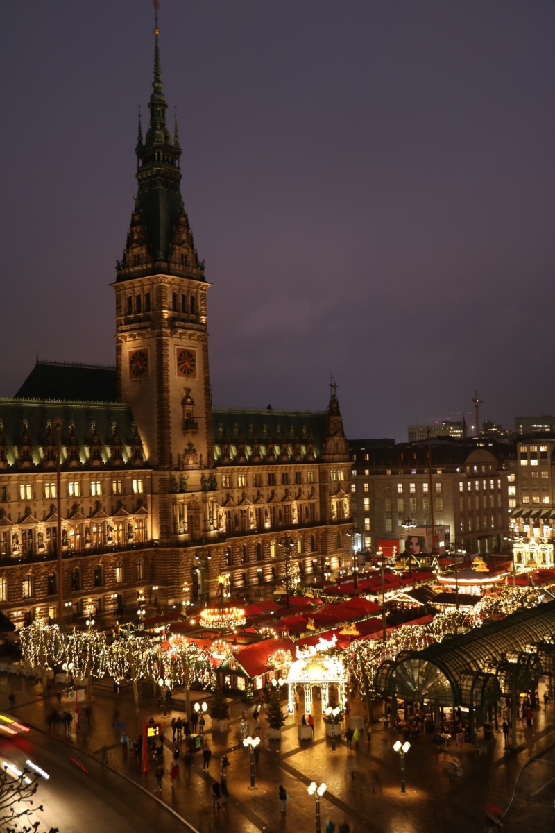 Weihnachten-am-Rathausmarkt